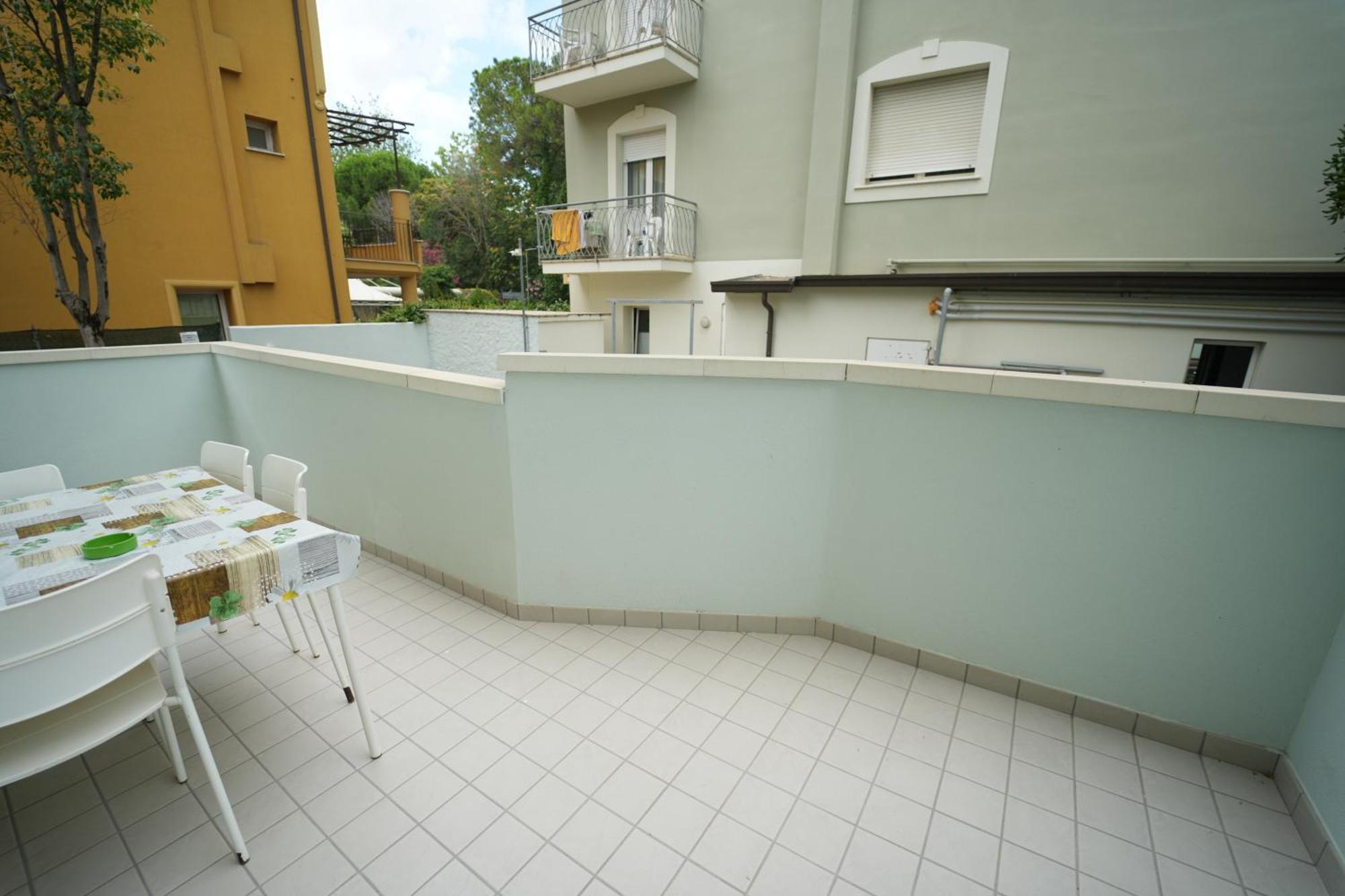 Lugano Residence Ріміні Екстер'єр фото