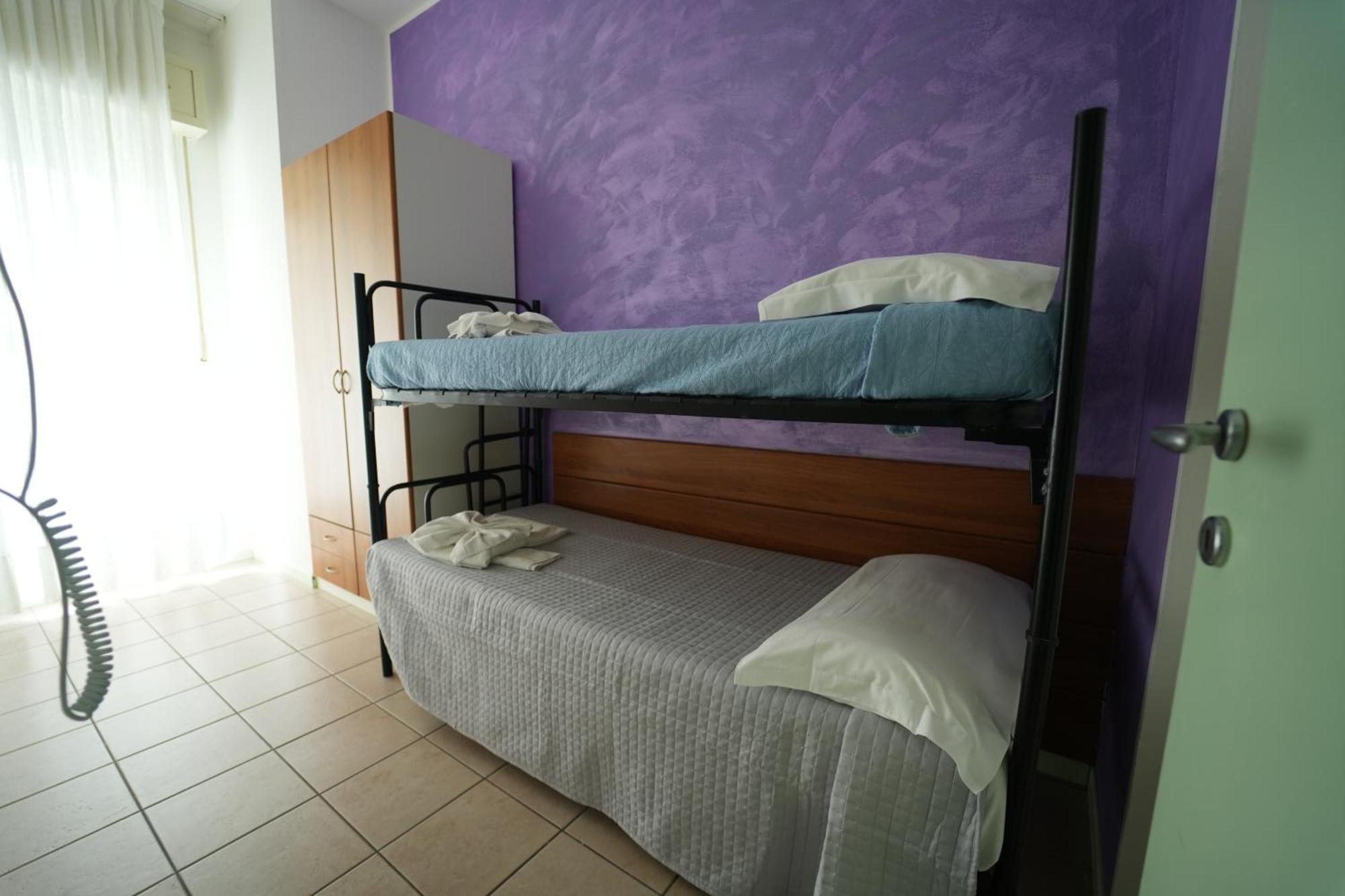 Lugano Residence Ріміні Екстер'єр фото